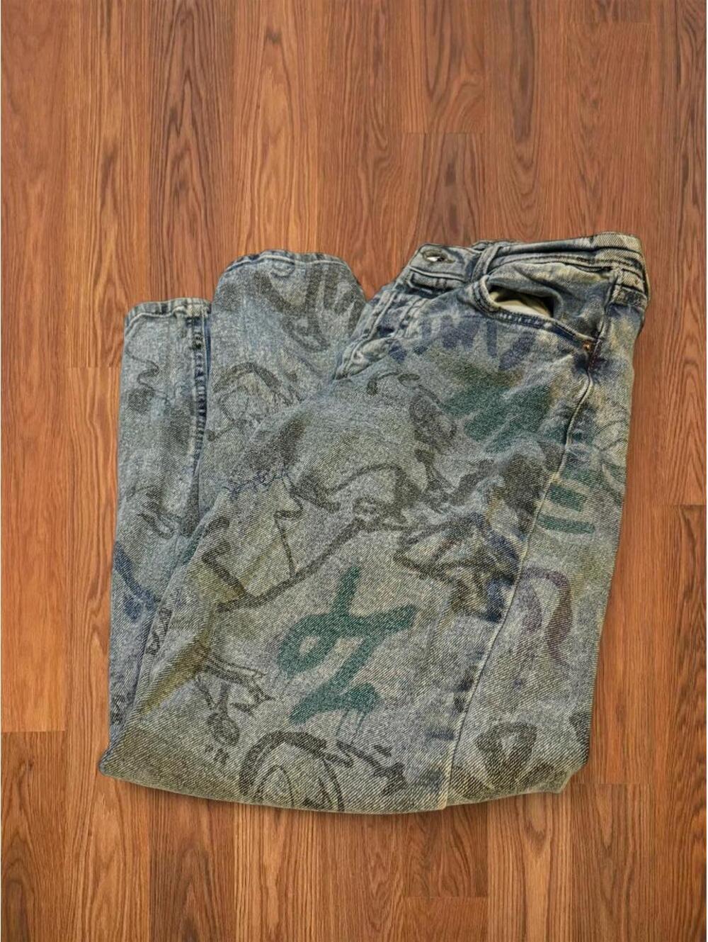 Fable Wild Y2K Graffiti Graphic Blue Denim Jeans Size 6